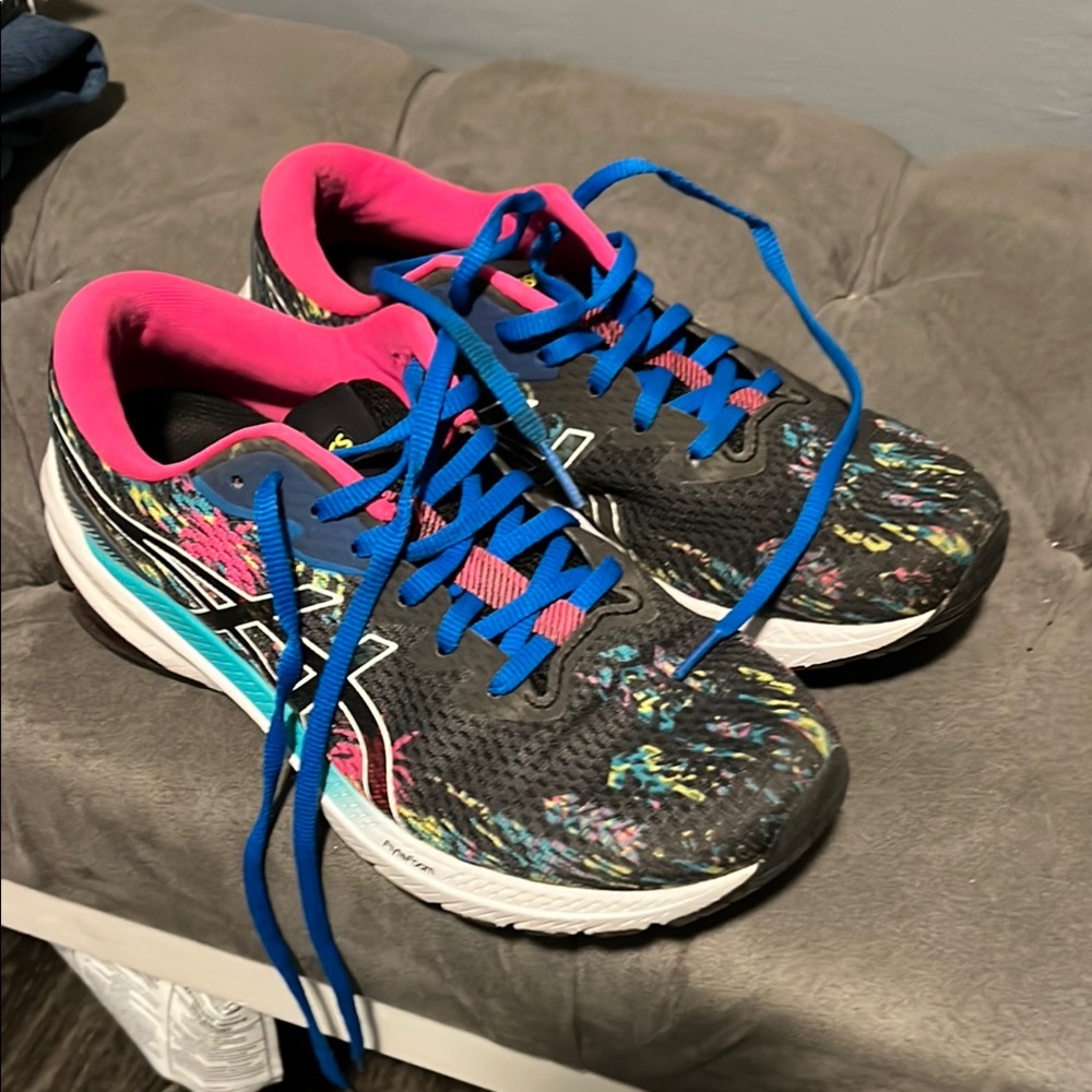 ASICS GT-1000 Neon colors